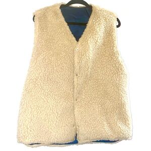 Reversible Navy Blue And Tan Faux Shearling Fur Vest Size L/ XL